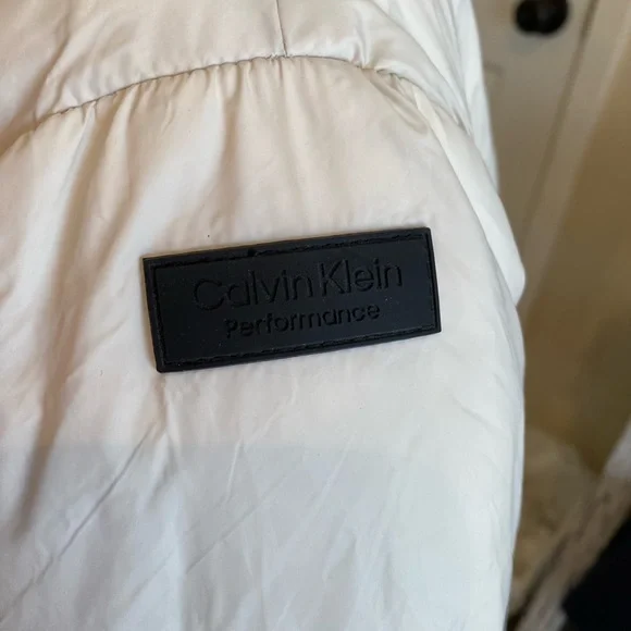 Calvin Klein Puffer jacket - Picture 3 of 12